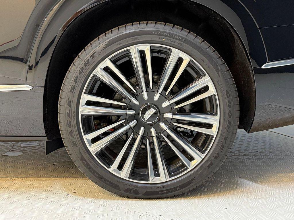 new 2026 Cadillac VISTIQ car, priced at $94,215