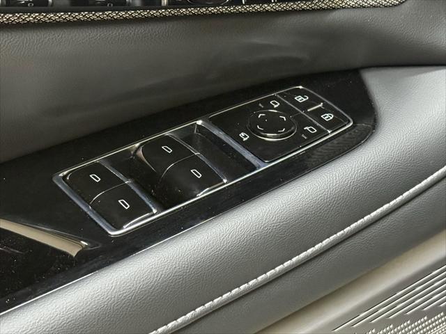 new 2025 Cadillac OPTIQ car, priced at $56,565