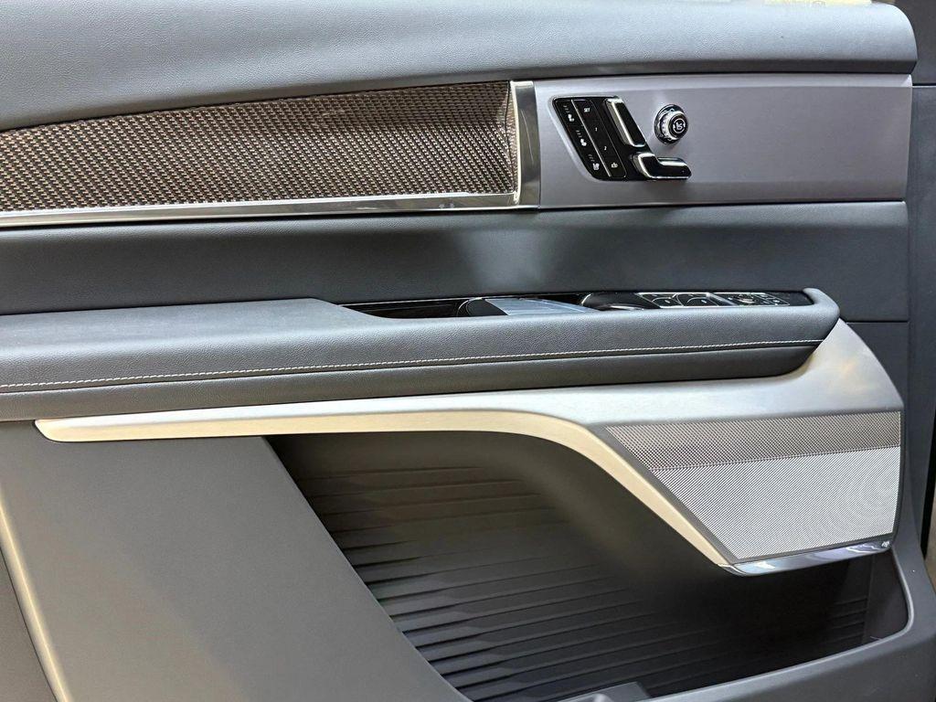 new 2026 Cadillac VISTIQ car, priced at $81,565