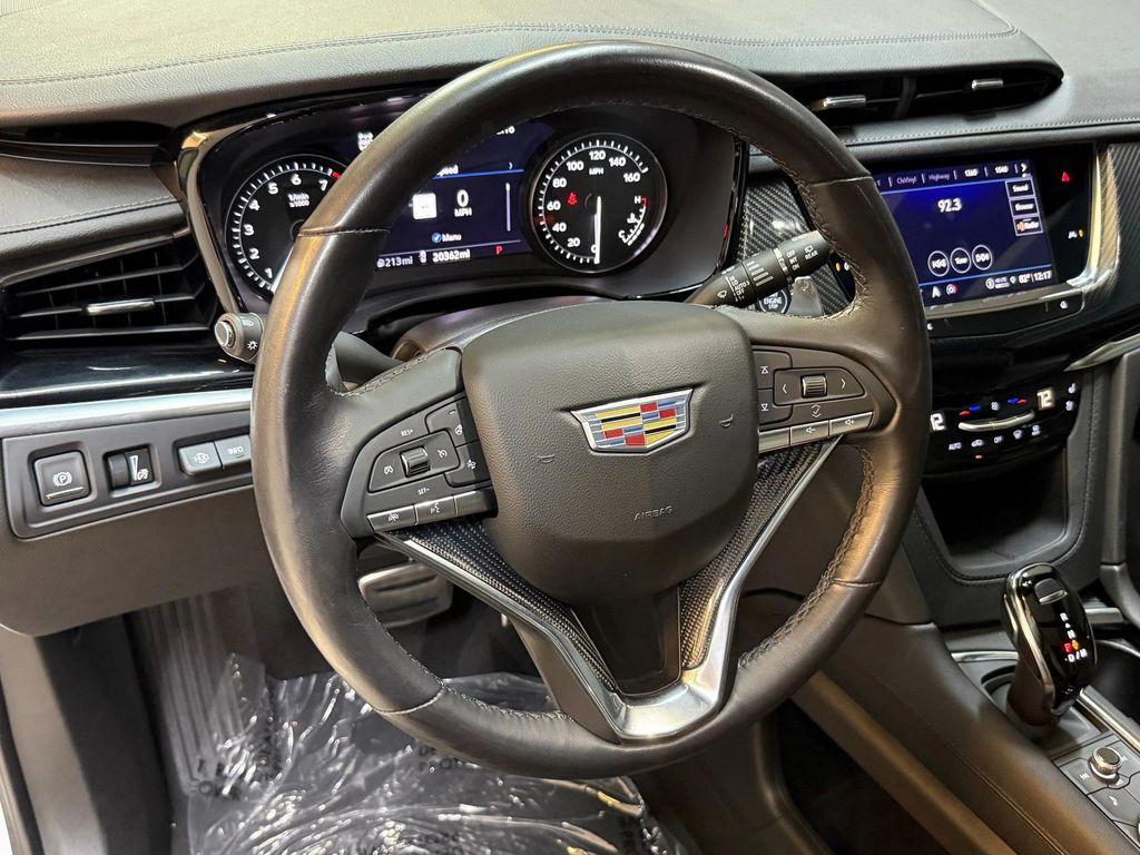 used 2024 Cadillac XT6 car, priced at $47,999