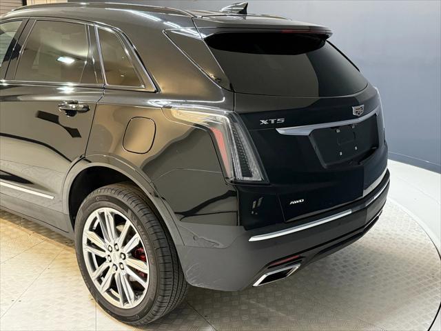 used 2022 Cadillac XT5 car, priced at $36,999