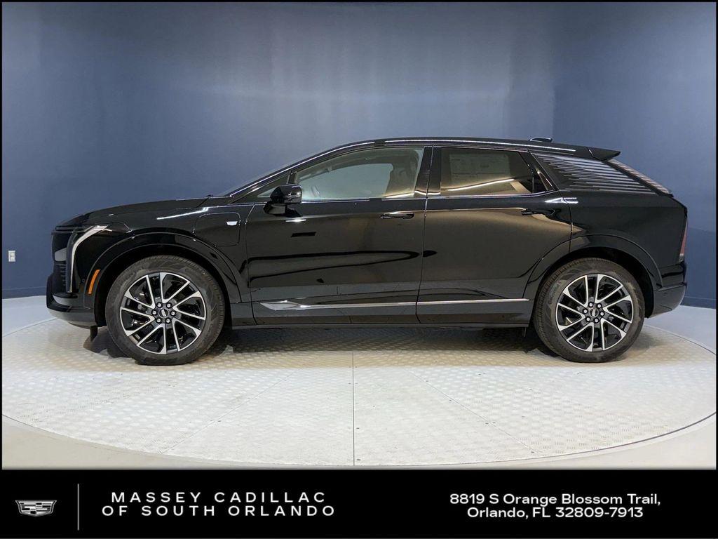 new 2025 Cadillac OPTIQ car, priced at $55,385