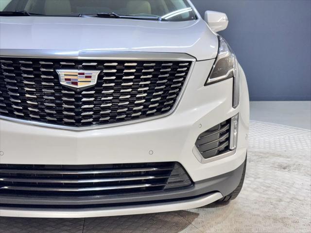 used 2022 Cadillac XT5 car, priced at $30,999