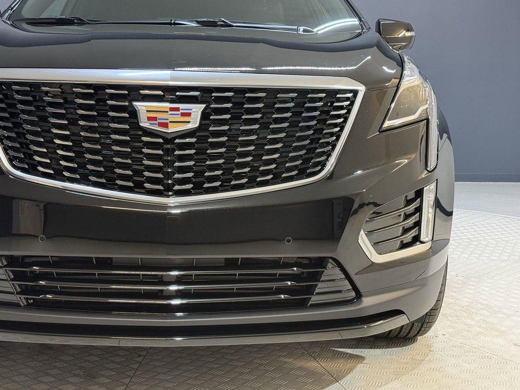new 2025 Cadillac XT5 car, priced at $46,840
