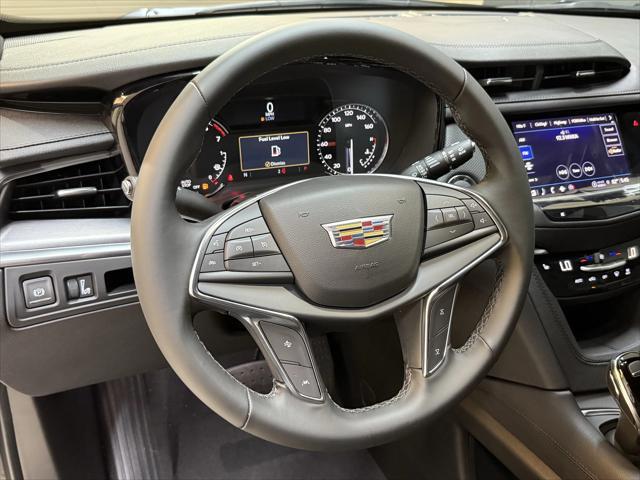 new 2025 Cadillac XT5 car, priced at $46,840