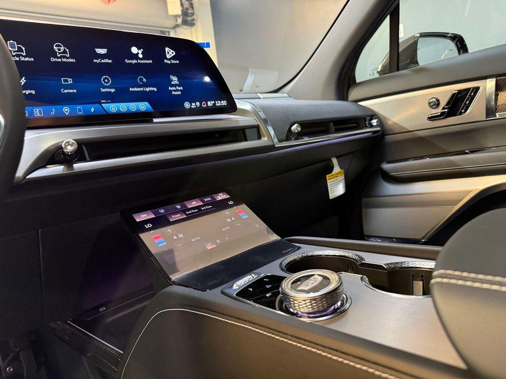 new 2026 Cadillac VISTIQ car, priced at $81,565