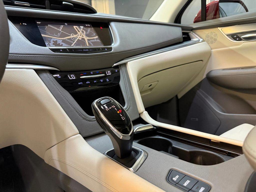 used 2017 Cadillac XT5 car, priced at $15,996