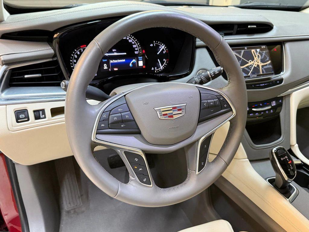 used 2017 Cadillac XT5 car, priced at $15,996