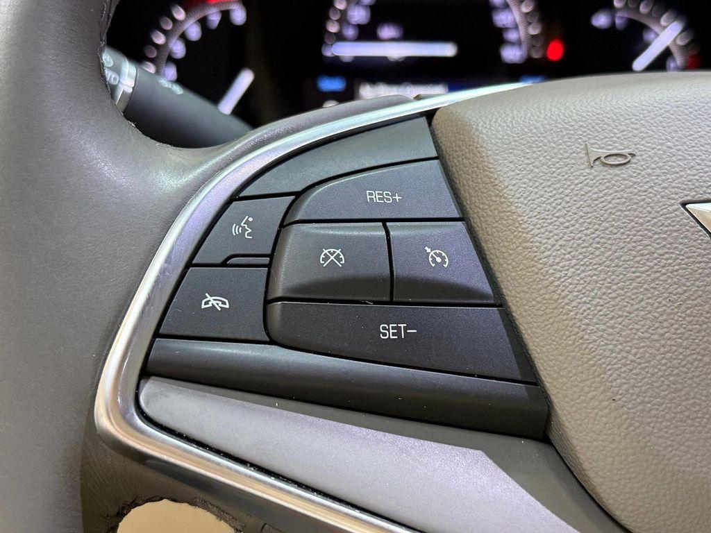 used 2017 Cadillac XT5 car, priced at $15,996