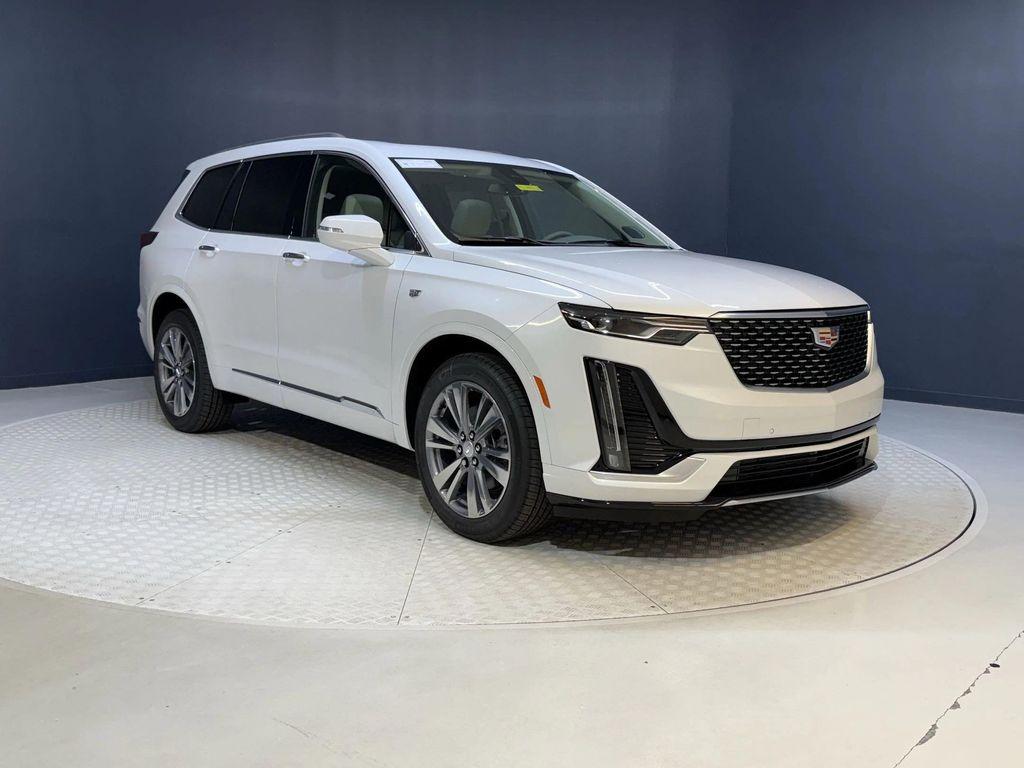 new 2025 Cadillac XT6 car, priced at $58,565