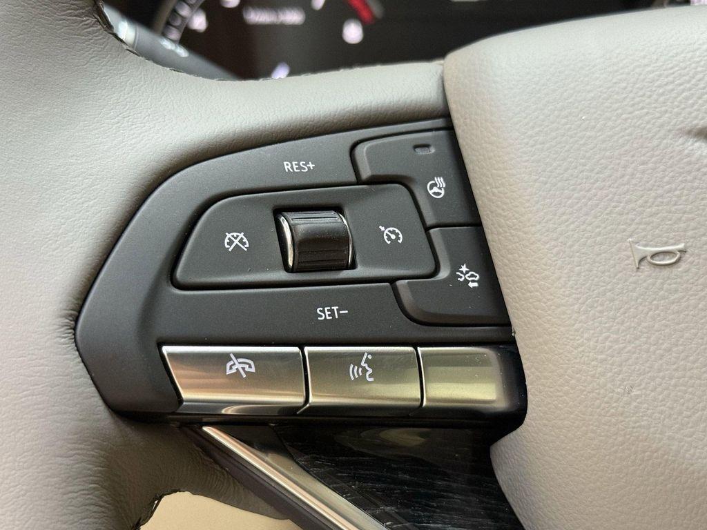 new 2025 Cadillac XT6 car, priced at $58,565