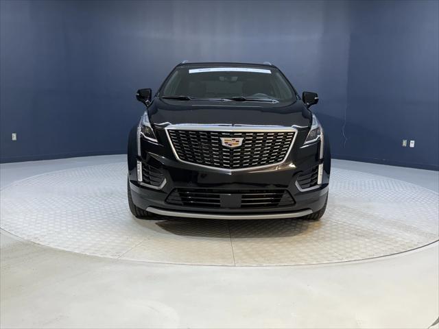 used 2022 Cadillac XT5 car, priced at $30,999
