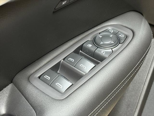 used 2022 Cadillac XT5 car, priced at $30,999