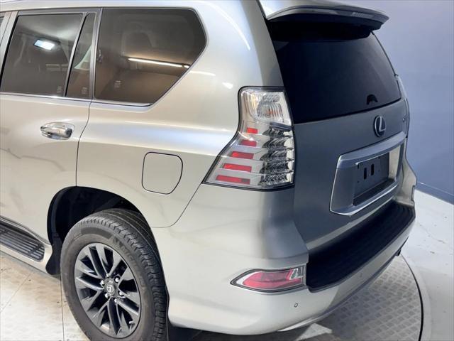 used 2022 Lexus GX 460 car, priced at $51,996