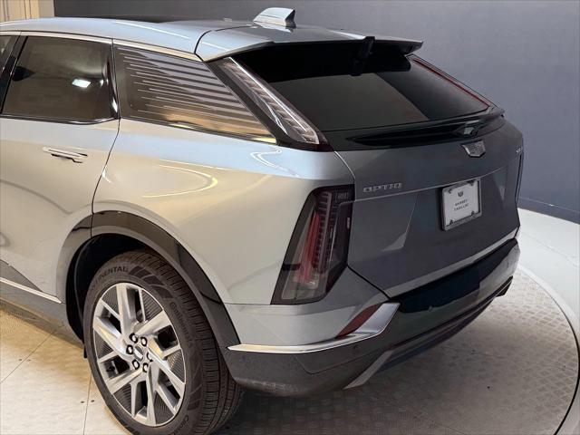 new 2025 Cadillac OPTIQ car, priced at $55,390