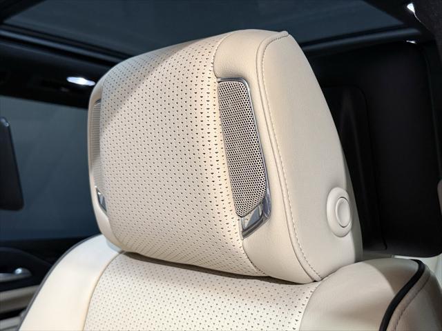 new 2024 Cadillac Escalade ESV car, priced at $103,185