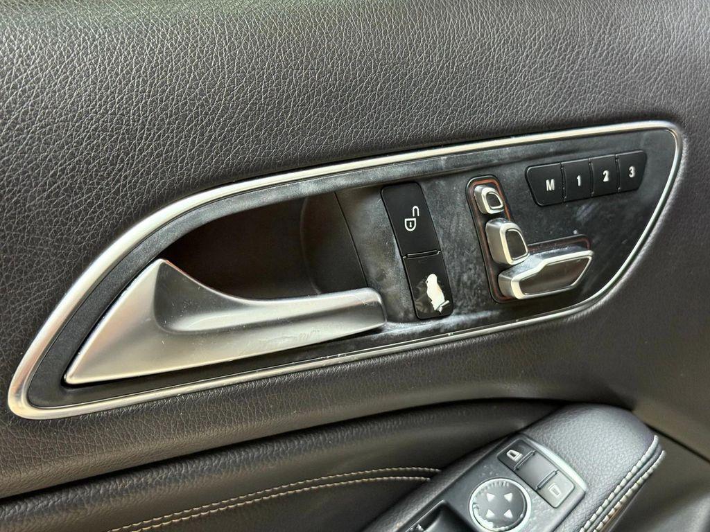 used 2018 Mercedes-Benz GLA 250 car, priced at $13,997