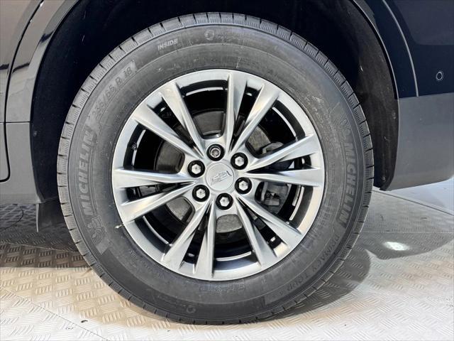 used 2021 Cadillac XT5 car, priced at $31,999