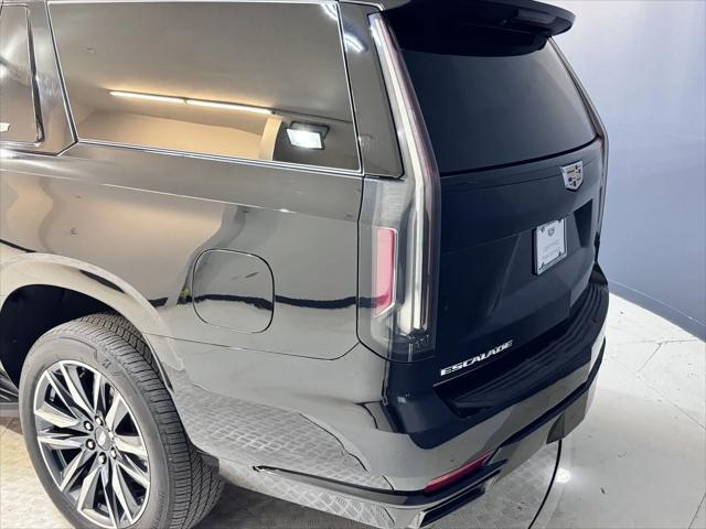 used 2022 Cadillac Escalade ESV car, priced at $77,999