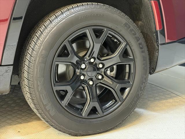 used 2023 Jeep Wagoneer car, priced at $51,997