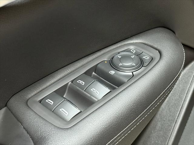 used 2020 Cadillac XT5 car, priced at $24,999