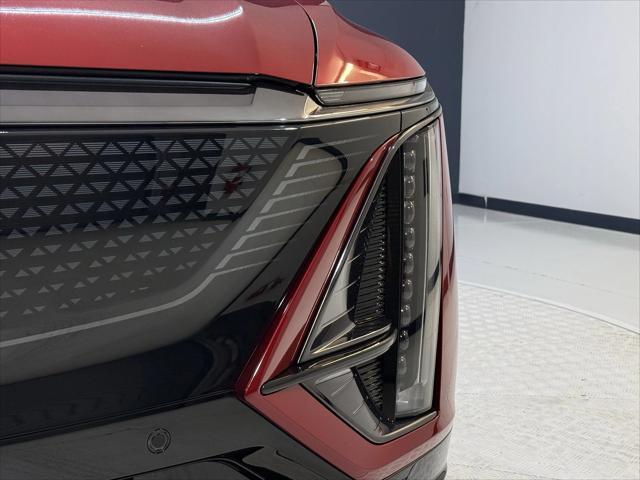 new 2025 Cadillac LYRIQ car, priced at $70,740