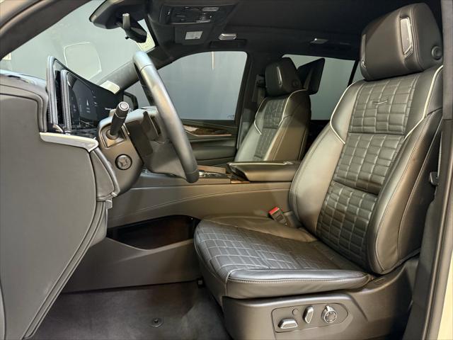 new 2024 Cadillac Escalade car, priced at $119,965