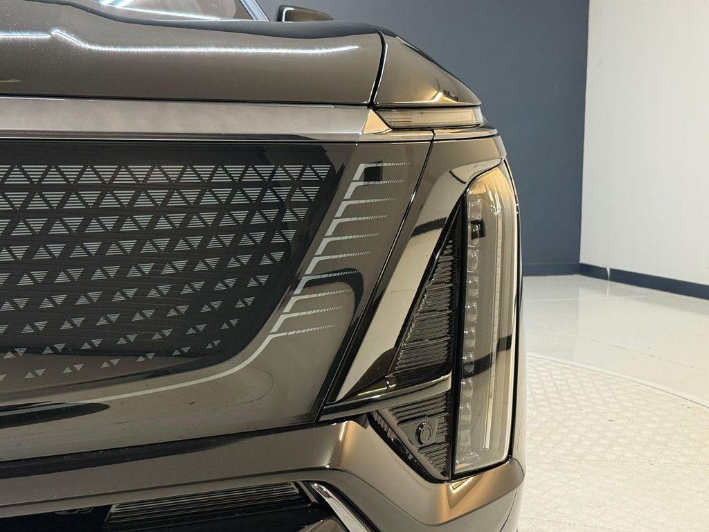 new 2026 Cadillac VISTIQ car, priced at $81,410
