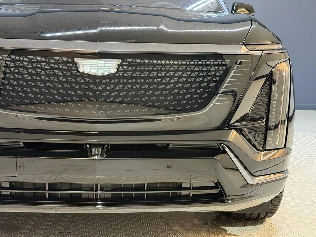 new 2026 Cadillac VISTIQ car, priced at $81,565