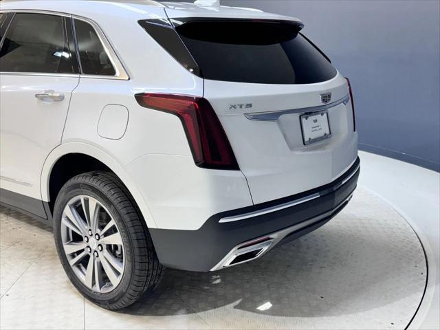 new 2025 Cadillac XT5 car, priced at $54,215