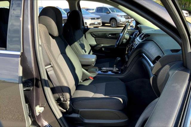 used 2017 Chevrolet Traverse car, priced at $16,556