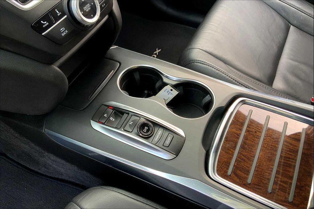 used 2020 Acura MDX car, priced at $27,468