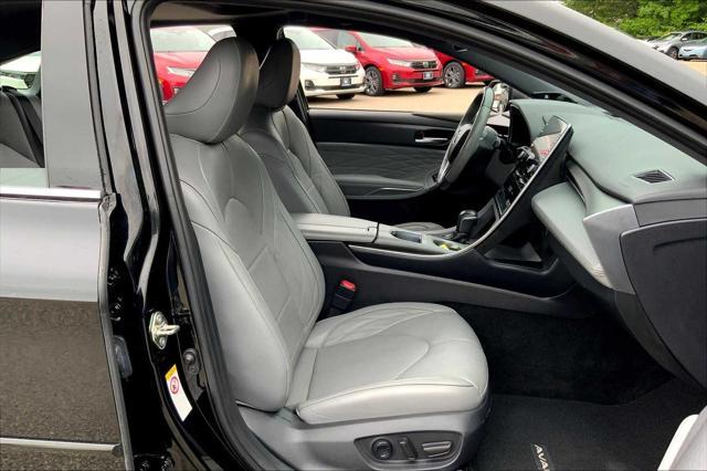used 2019 Toyota Avalon Hybrid car, priced at $23,499