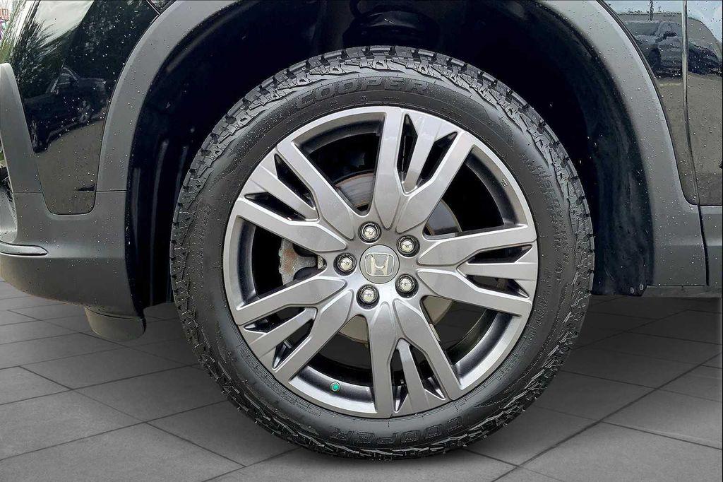 used 2022 Honda Pilot car, priced at $29,212