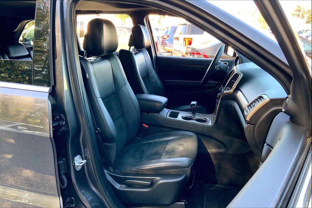 used 2014 Jeep Grand Cherokee car, priced at $11,995