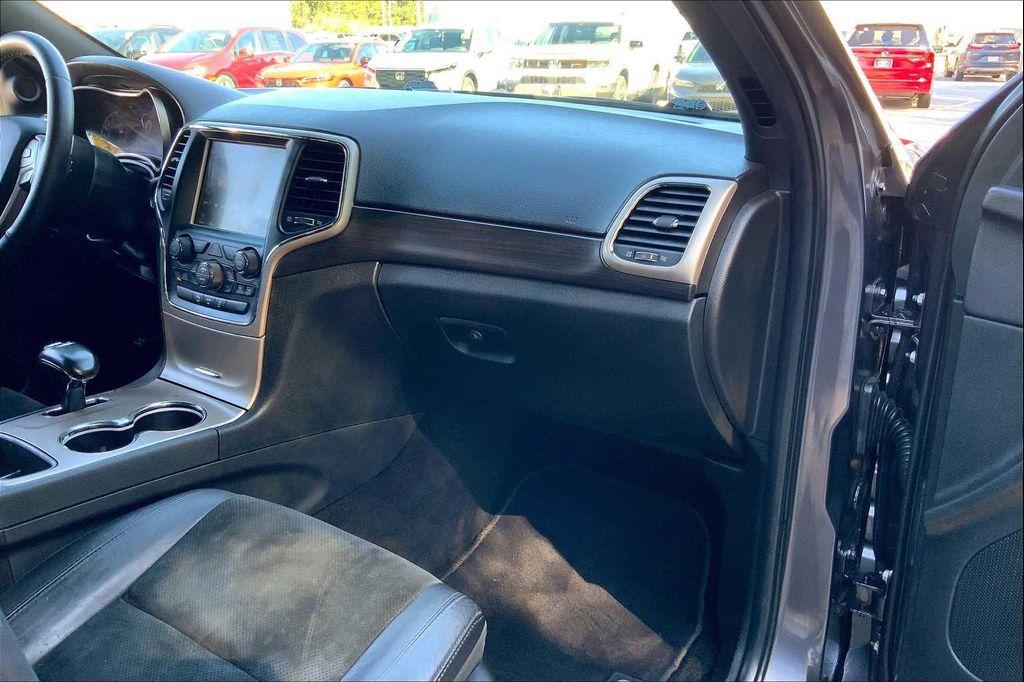 used 2014 Jeep Grand Cherokee car, priced at $11,995