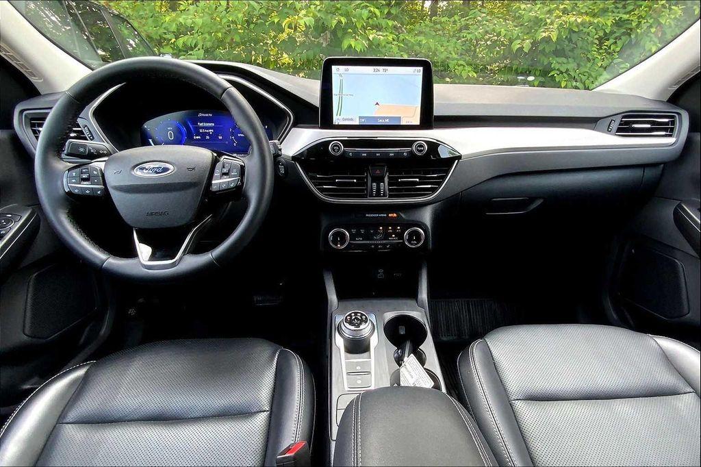 used 2022 Ford Escape car, priced at $22,999