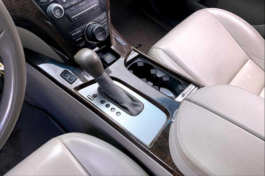 used 2013 Acura MDX car, priced at $12,195