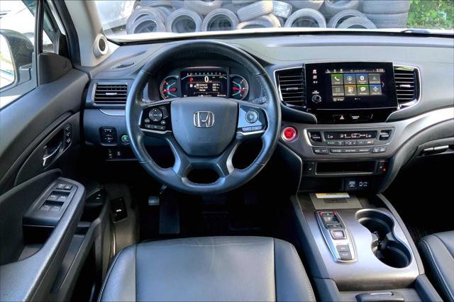 used 2022 Honda Pilot car, priced at $27,899