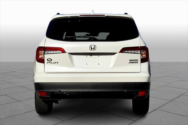 used 2022 Honda Pilot car, priced at $27,899