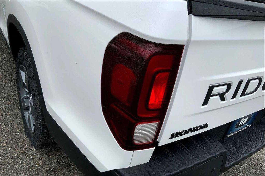 new 2025 Honda Ridgeline car, priced at $45,535