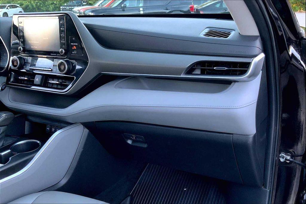 used 2021 Toyota Highlander car, priced at $30,955