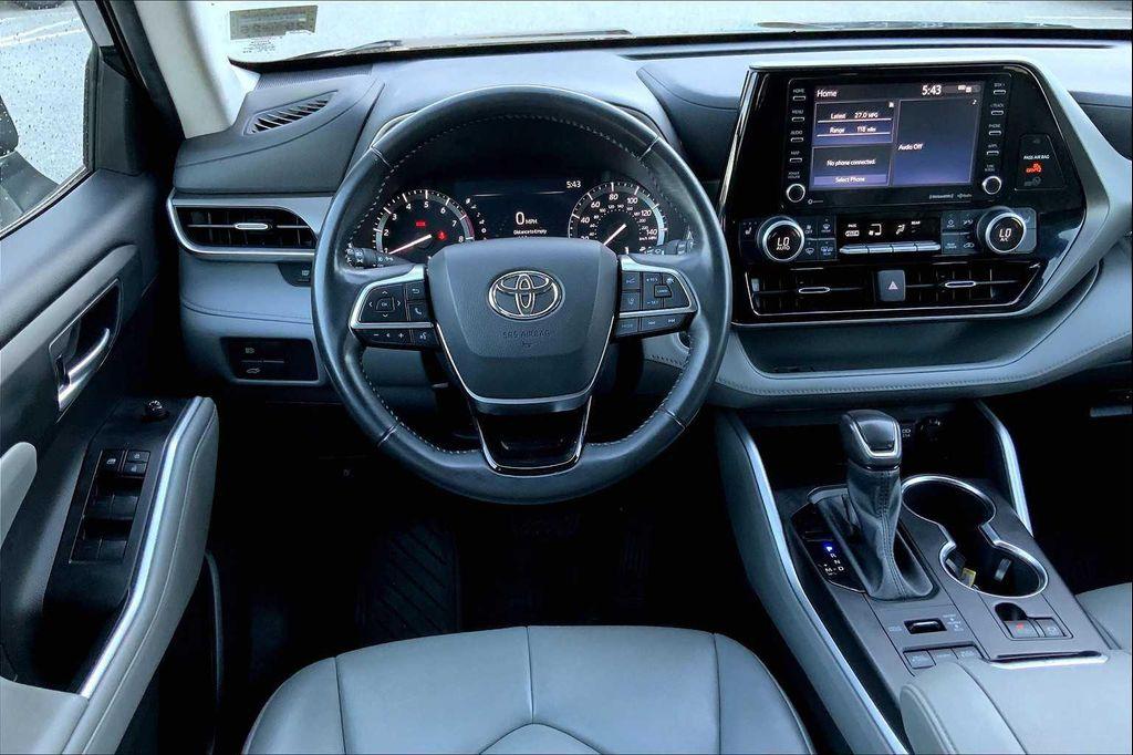 used 2021 Toyota Highlander car, priced at $30,955