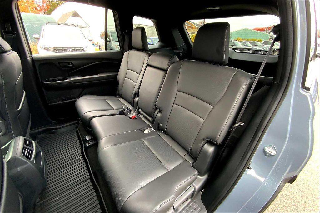 used 2022 Honda Passport car, priced at $33,995