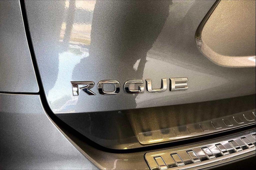 used 2015 Nissan Rogue car, priced at $11,995