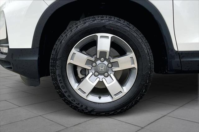 new 2025 Honda Ridgeline car, priced at $45,135