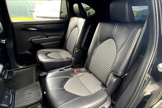 used 2023 Toyota Highlander car, priced at $41,495