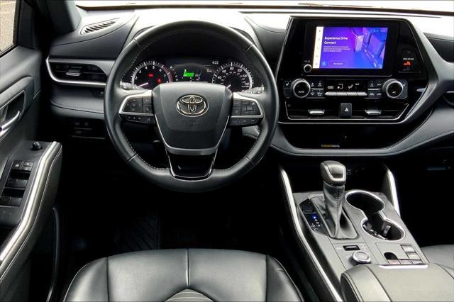 used 2023 Toyota Highlander car, priced at $41,495