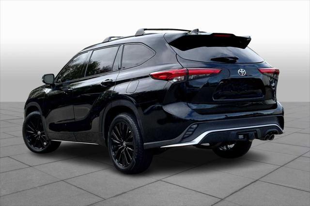 used 2023 Toyota Highlander car, priced at $41,495