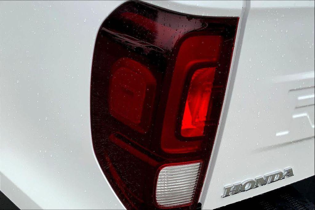 new 2025 Honda Ridgeline car, priced at $45,385